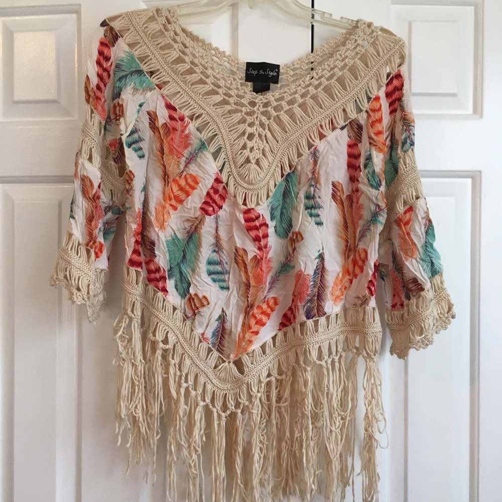 Step in style beach cover up S-m petit feather patter fringe